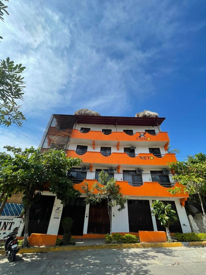 Ximajo Nieto Hotel Puerto Escondido  Bagian luar foto