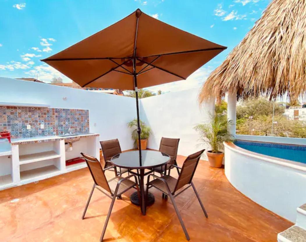 Ximajo Nieto Hotel Puerto Escondido  Bagian luar foto